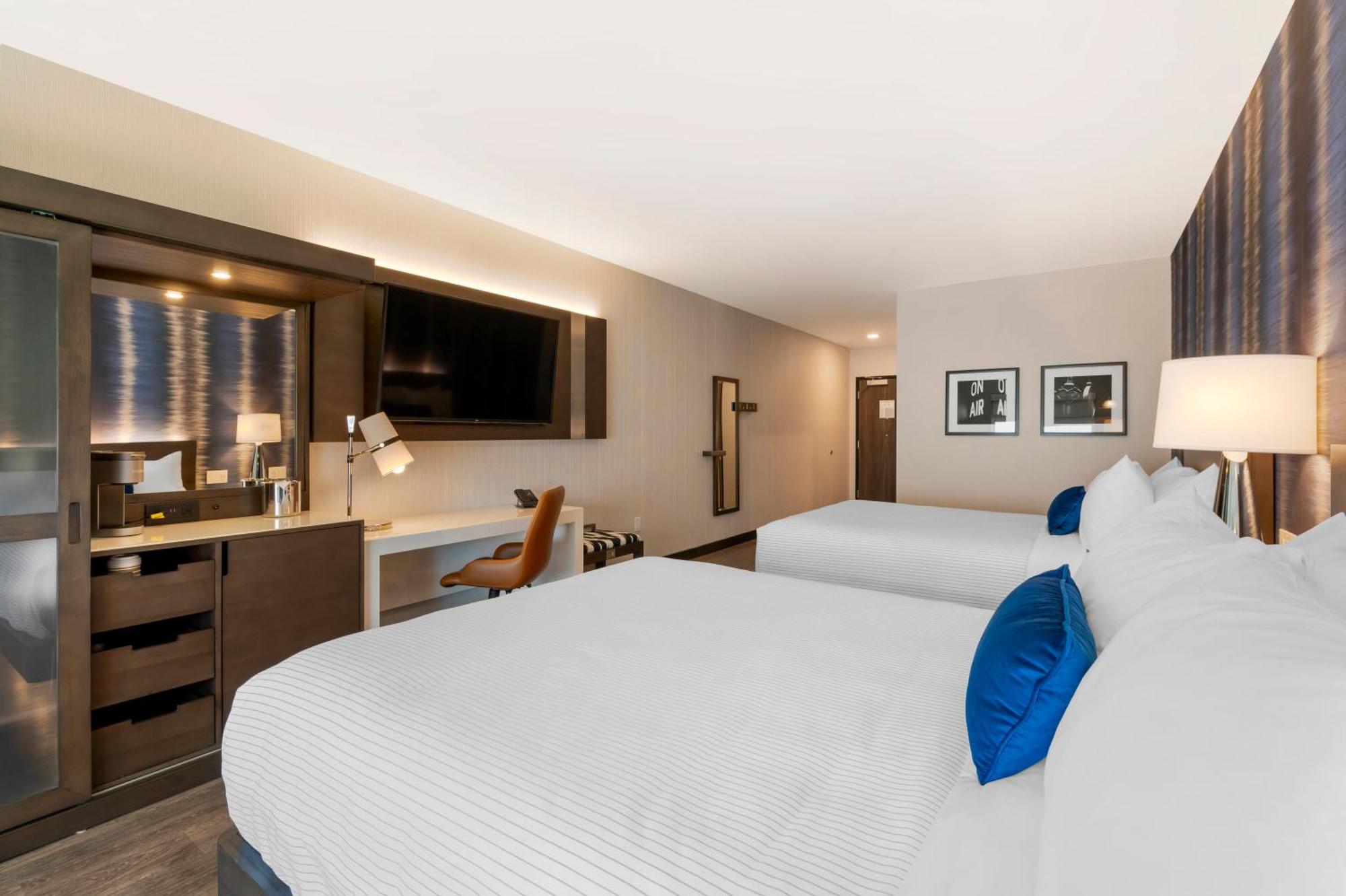 Cambria Hotel Detroit Downtown Room photo